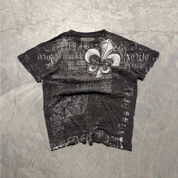Urban Heritage Black and Gray Graphic Tee - Picture 2 of 6